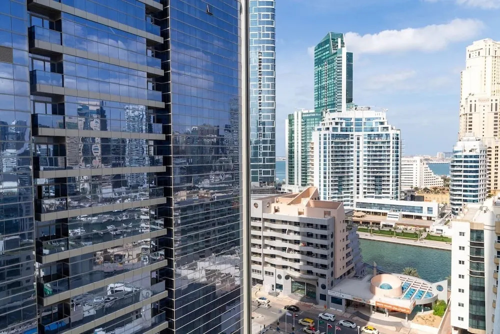 Premier & Elegant 1BR in the Heart of Dubai Marina