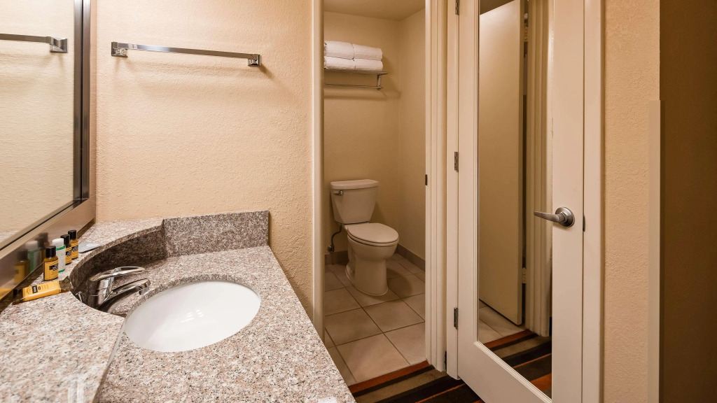 Best Western Plus Butte Plaza Inn