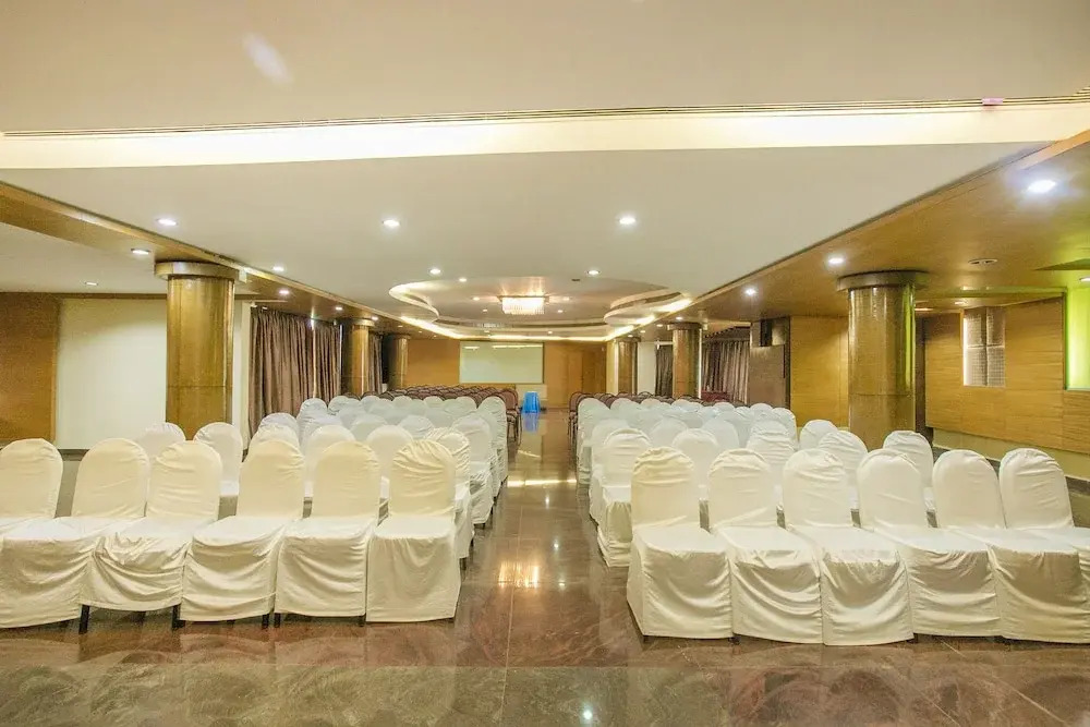 Hotel Comforts Suites