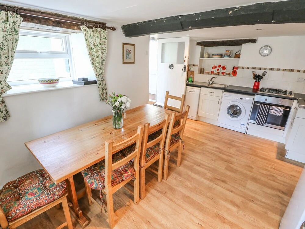 Hill Farm Cottage