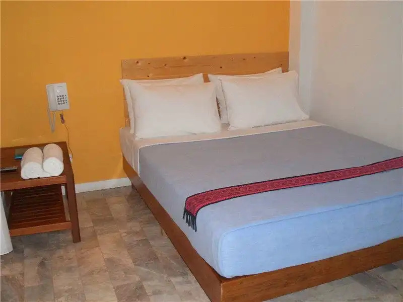 Phuket7-inn Hotel