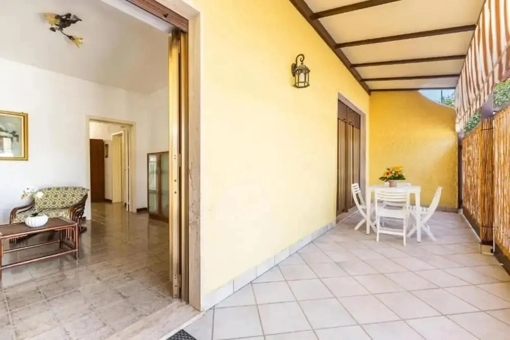 Casa Terrazza Sul Mare in Torre Lapillo