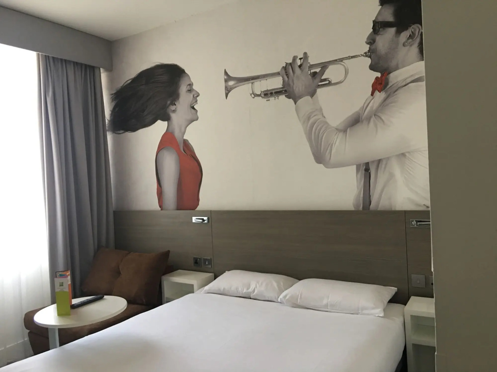 Heeton Concept Hotel - Kensington London
