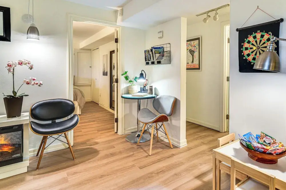 3 Mi to Downtown Portland: Lush Flat w/ Fire Pit