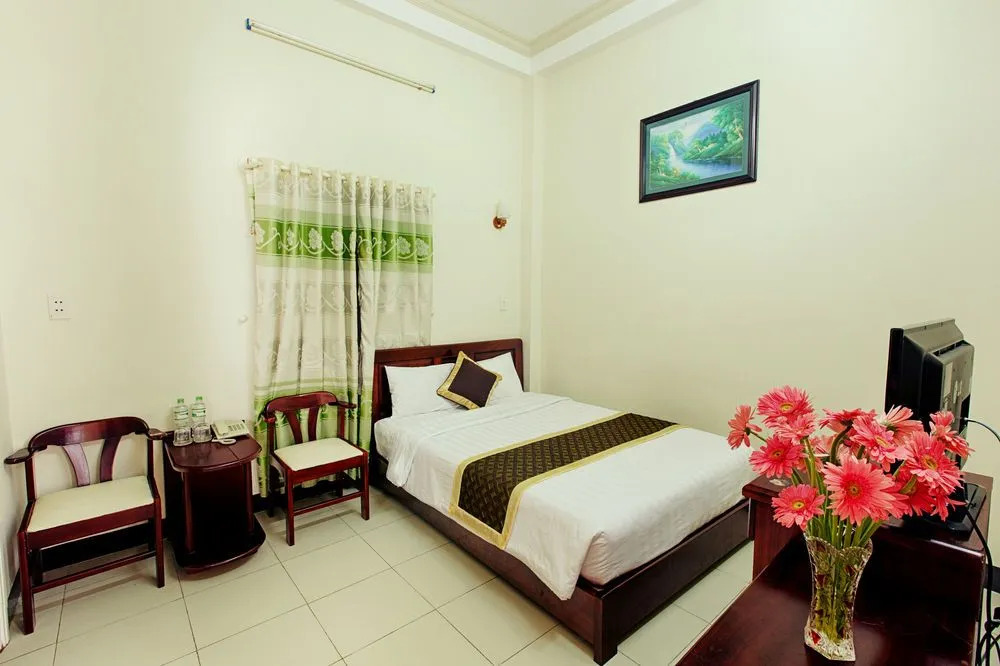 Green Moon Beach Hostel