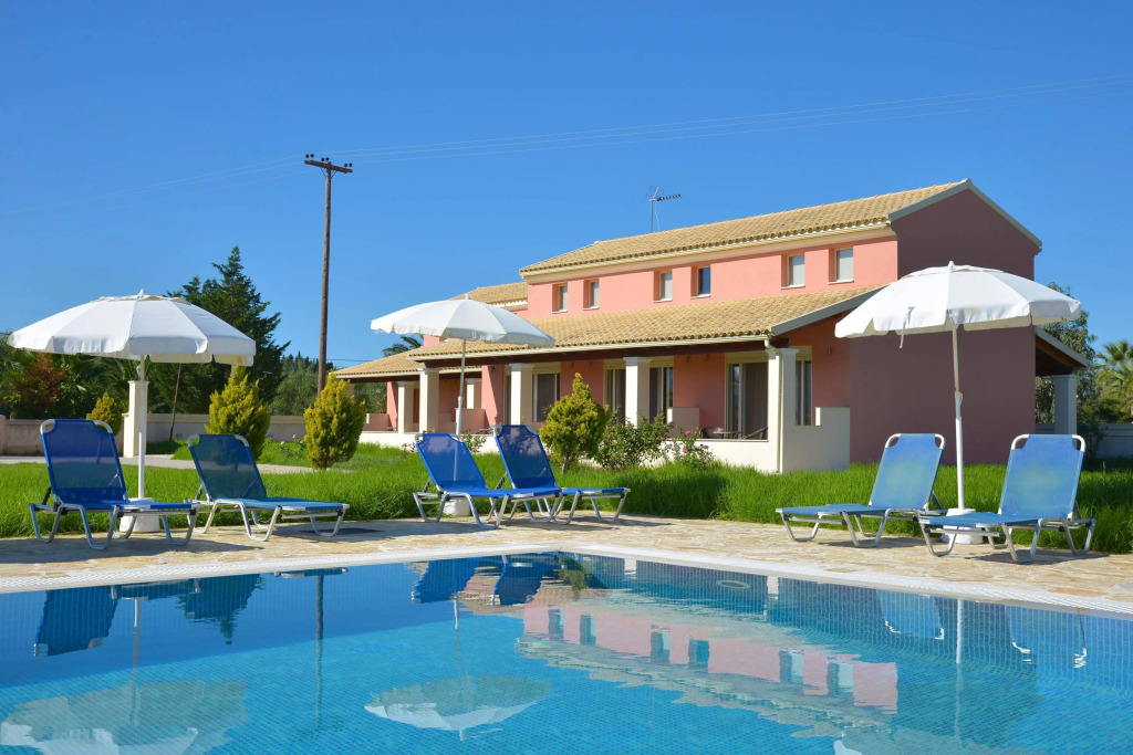 Megali Luxuries Apartments