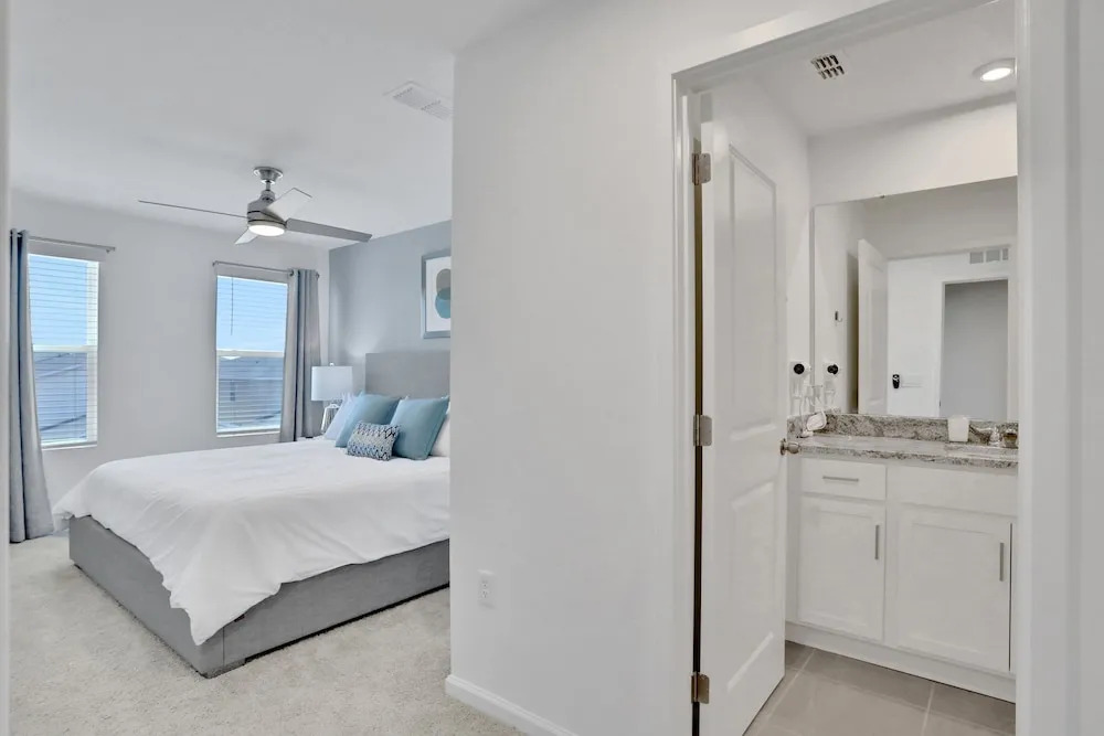 2382zbp- Solara Resort 5 Bedroom Townhouse by RedAwning