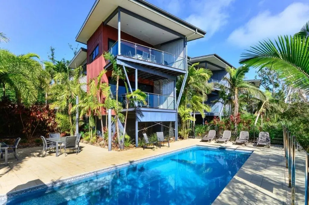 Pinnacle Apartments on Hamilton Island by HIHA