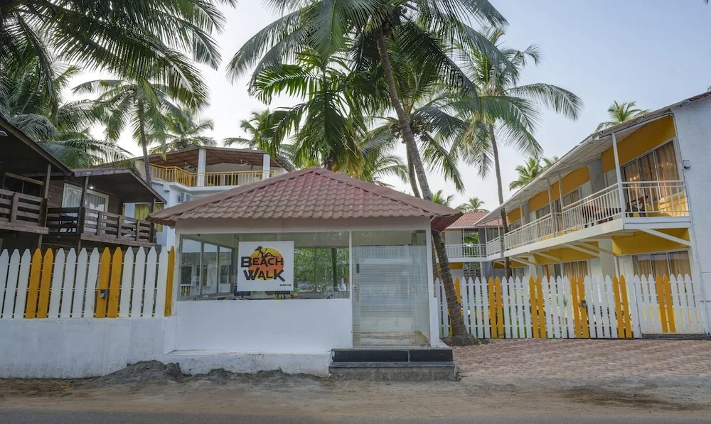 Beach Walk Resort Walk In Morjim Beach Goa