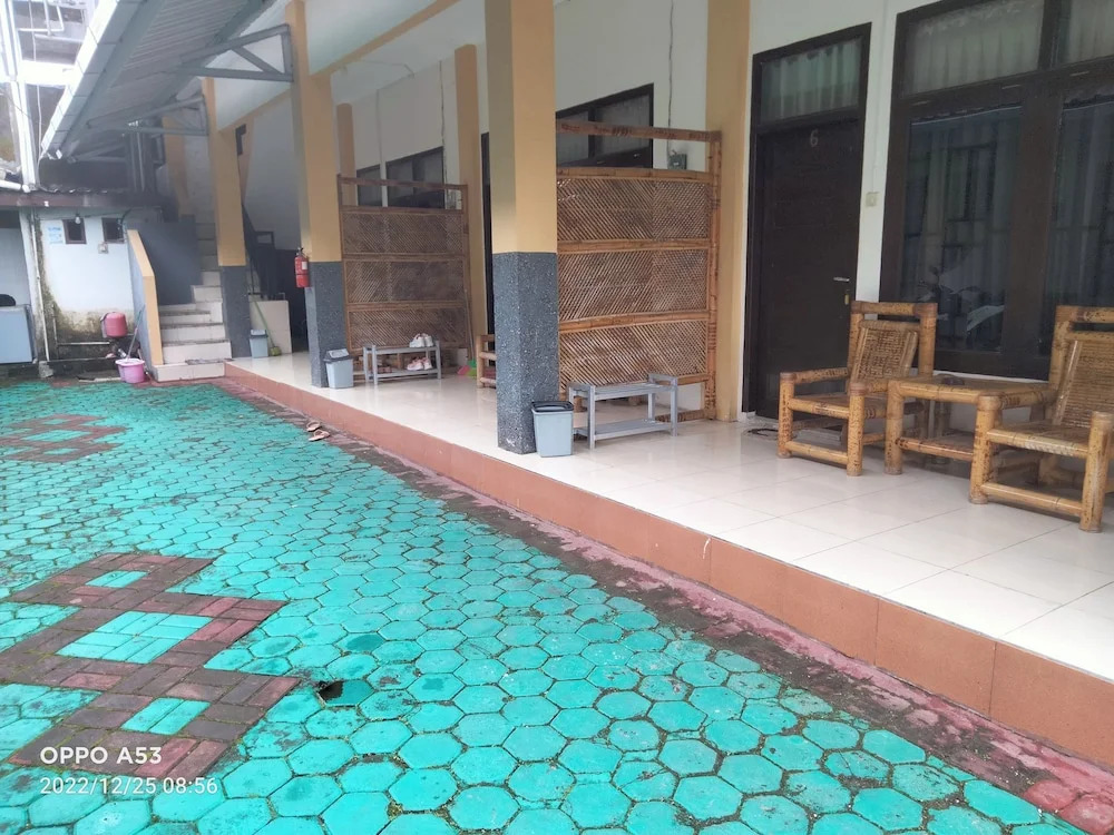 Bintang Khanida Syariah by eCommerceLoka