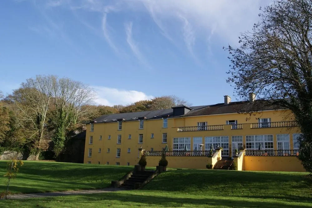 Athenaeum House