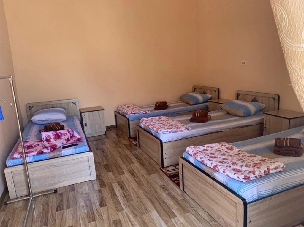 Zuxro Guesthouse
