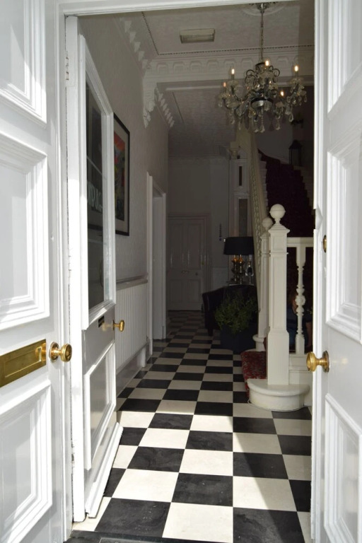 37 South Clerk Street