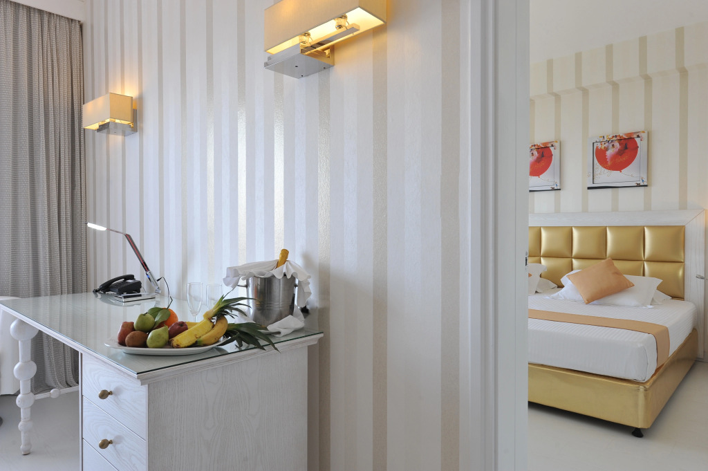 St George Beach Hotel & Spa Resort