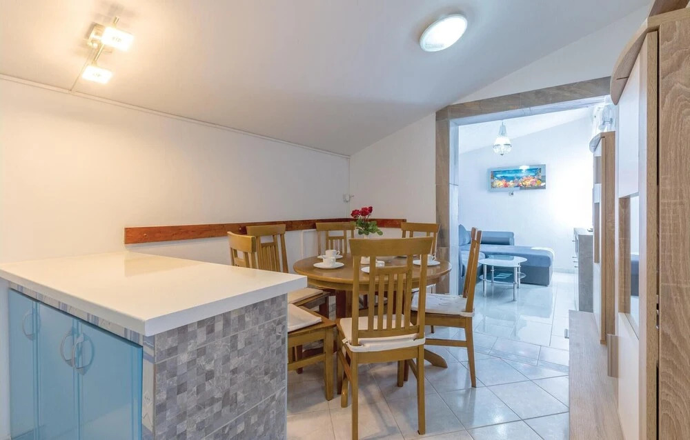 Holiday Home Bok