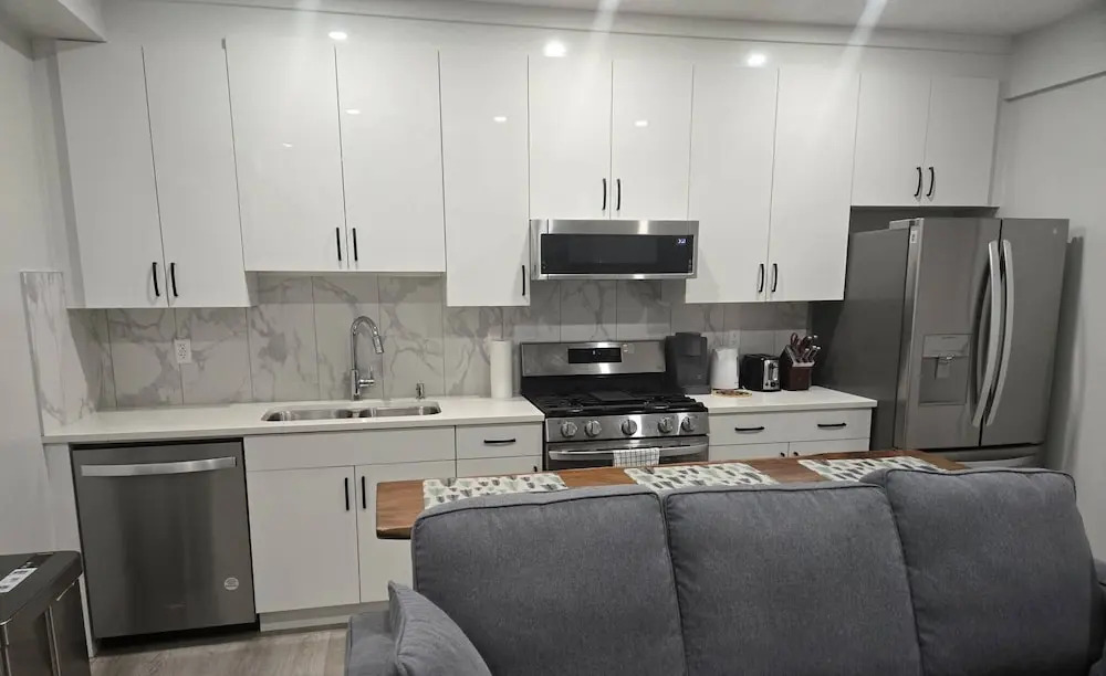 Elegant Private Suite in Edmonton North