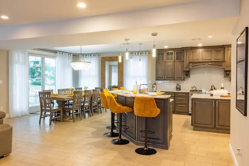 Spacious 6BR Beach Home With Elevator Heated Pool - Ideal for Family Vacations