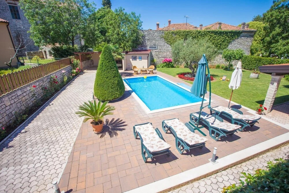 Villa Maria