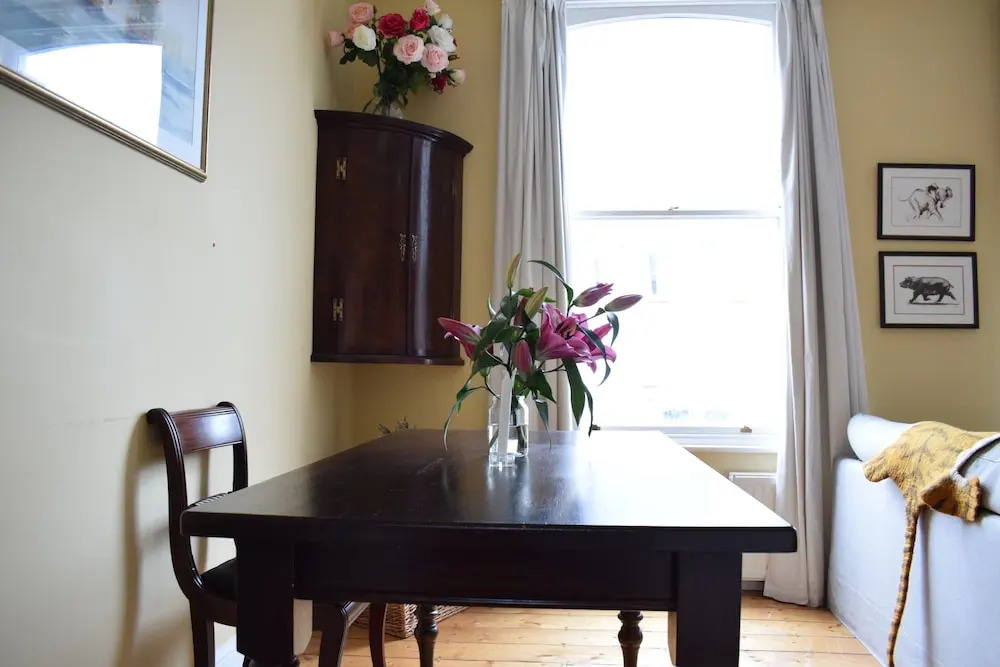 Quirky 1 Bedroom Flat in Highbury With Roof Terrace