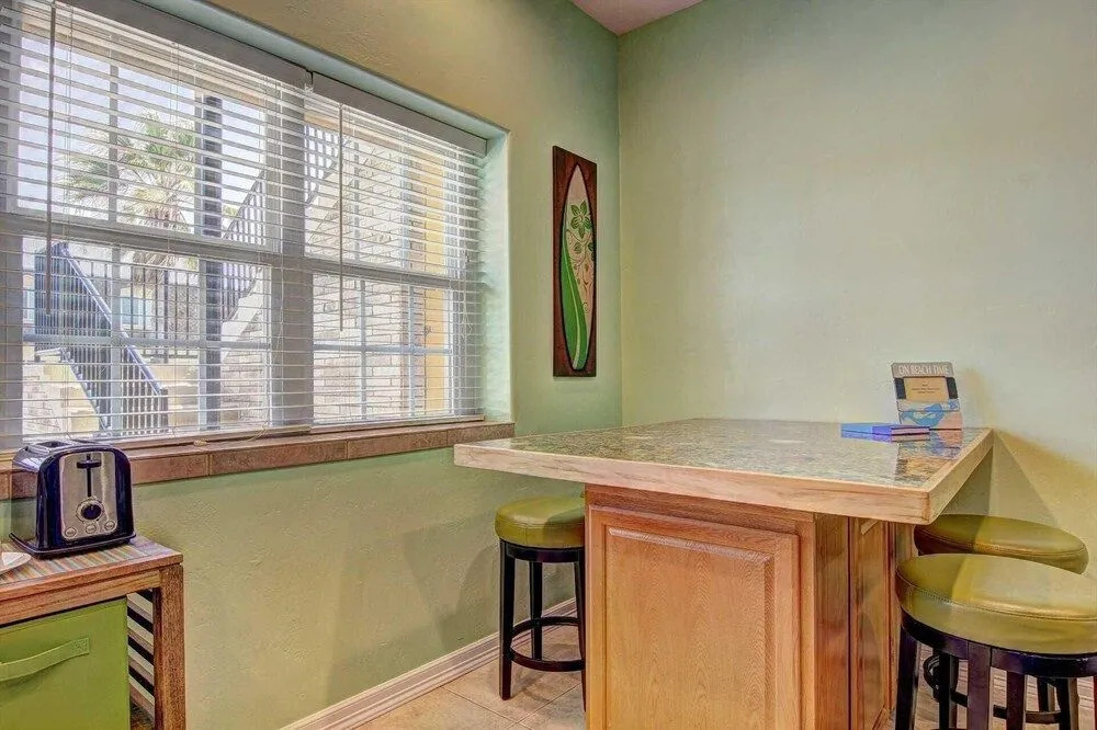 Sweet Escape - 1 Br Condo