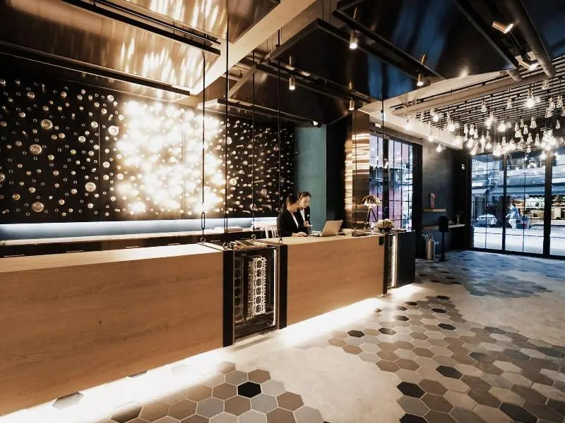 Thinker Hotel