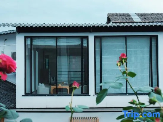 Manting · M Meishu Resort Hotel (Zhangjiajie National Forest Park Wulingyuan Branch)