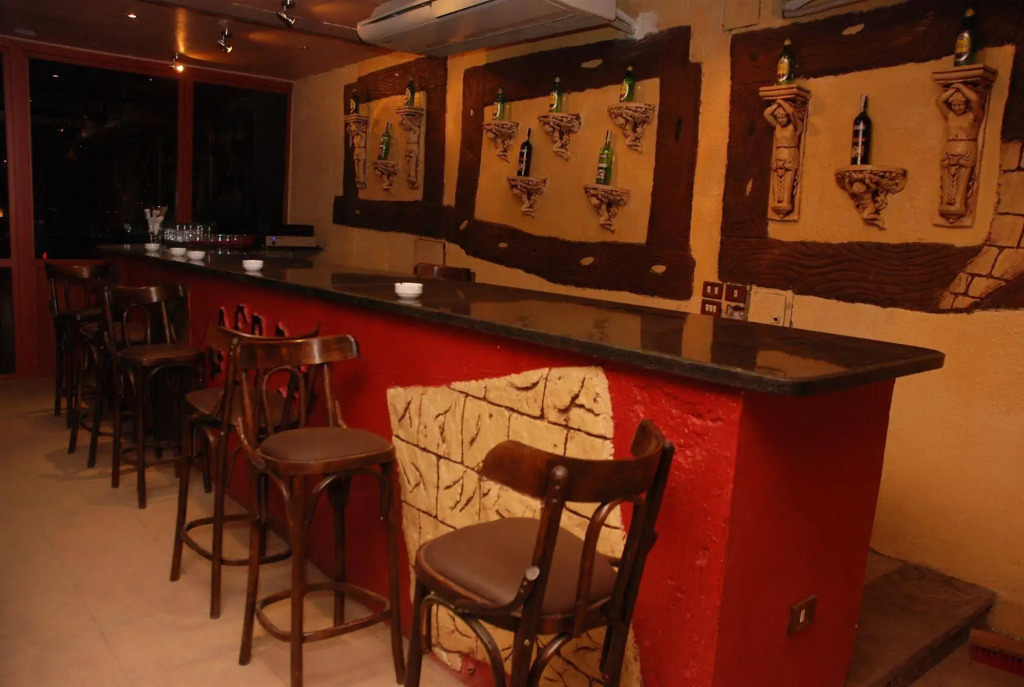 EL Tonsy Hotel