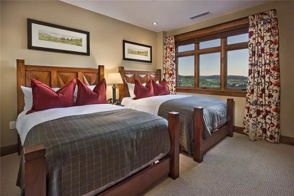 Elk Mountain 610 4 BedroomCondo By Moving Mountains
