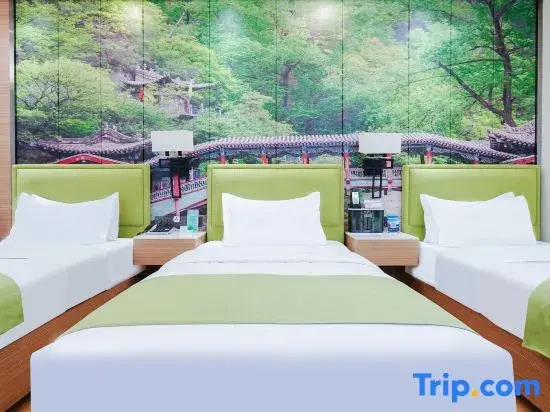 Yixin Yijia Hotel