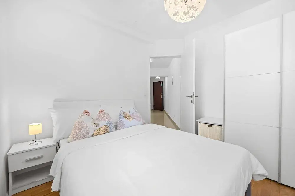 Apartment White