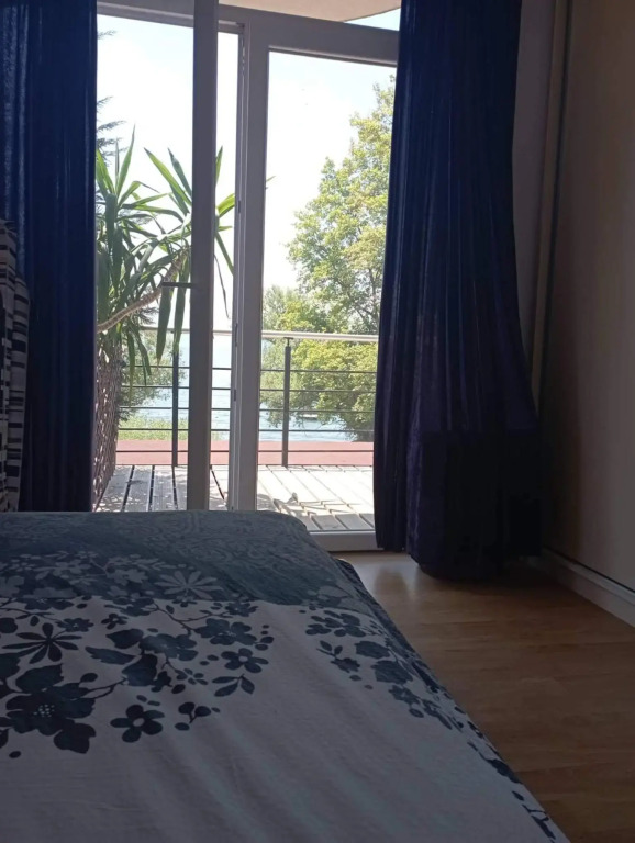 Vera Apartments
