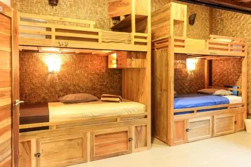 Sleepy Croc Hostel