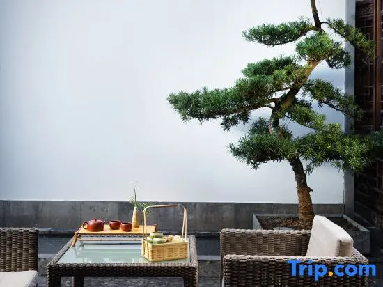 The Yihe Garden