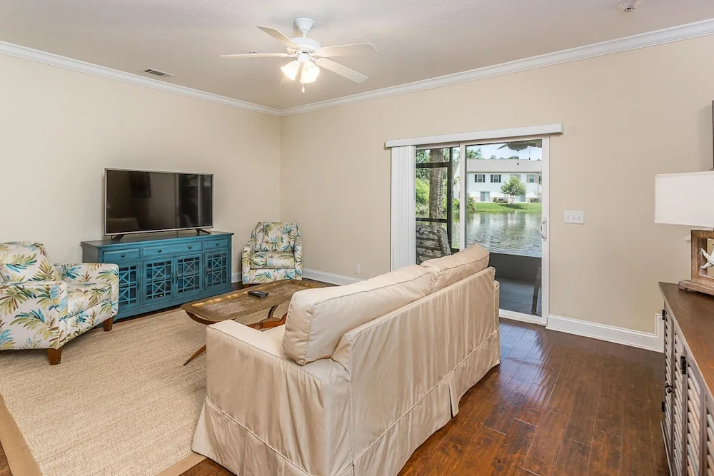 402 Reserve Lane by Hodnett Cooper