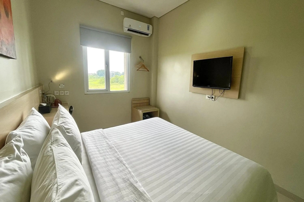 Lemo Hotel Serpong