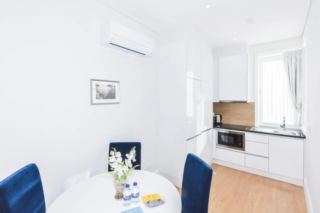 Fontinha Square Apartments by Porto City Hosts