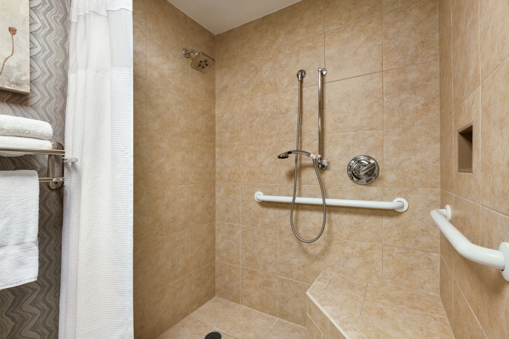 Crowne Plaza Knoxville Downtown University by IHG