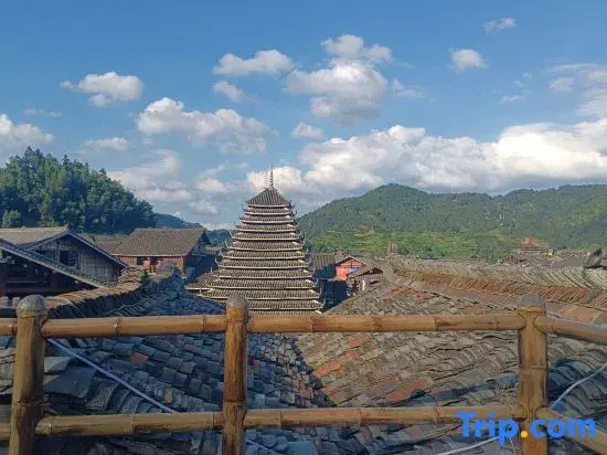 Sanjiang Juyoulou Inn
