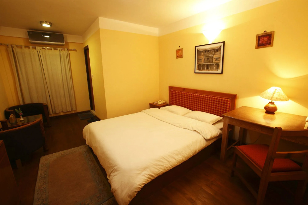 Royal Astoria Hotel