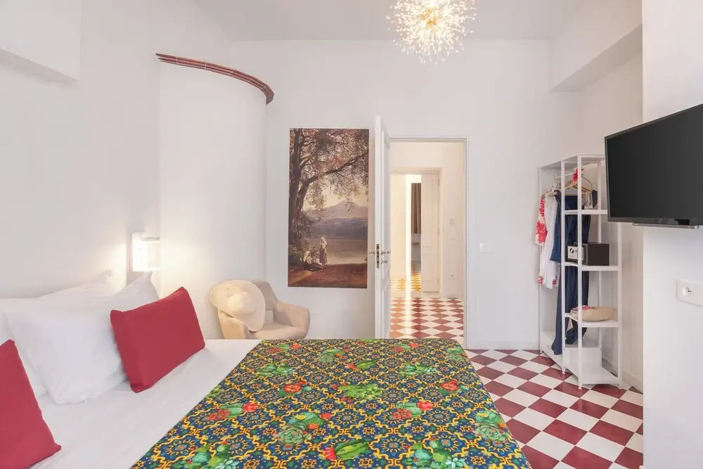 Luxury New Sorrento Home With Terrace - Sleeps 12