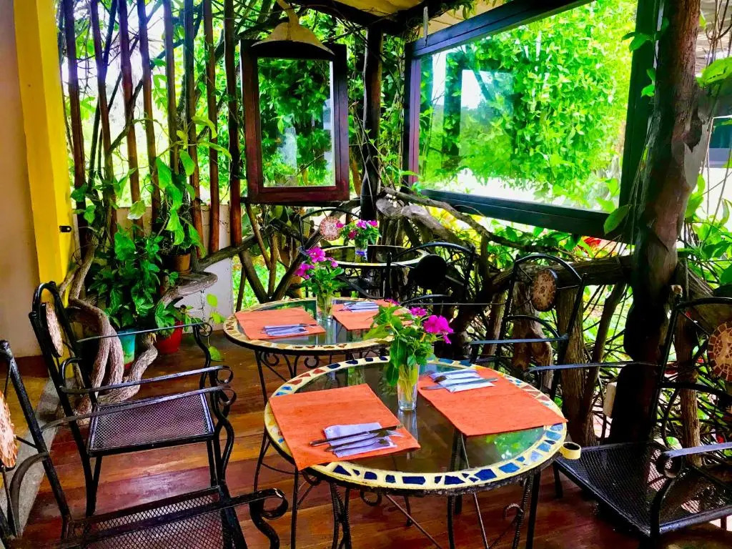 Casa del Lago Lodging House