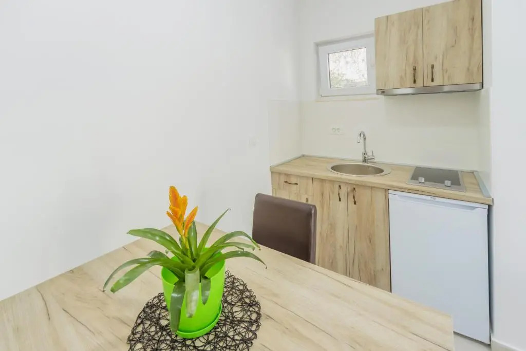 GREJM Lux Family Apartments