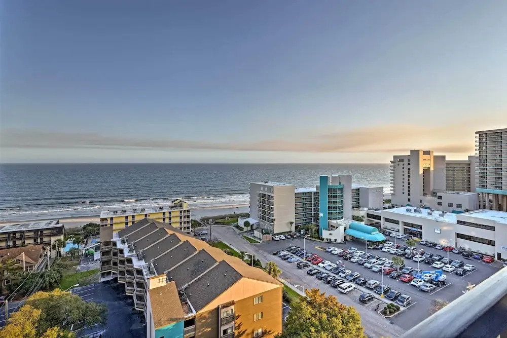 Walk to Ocean: Myrtle Beach Condo w/ Views!
