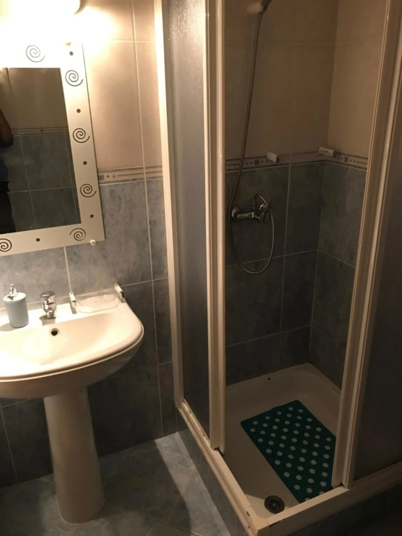 Lagos Royal Rooms and Suites