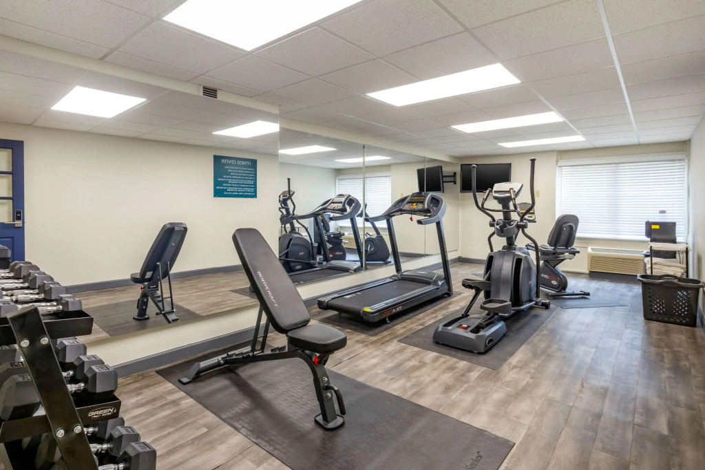 Quality Inn & Suites Apex - Holly Springs NC