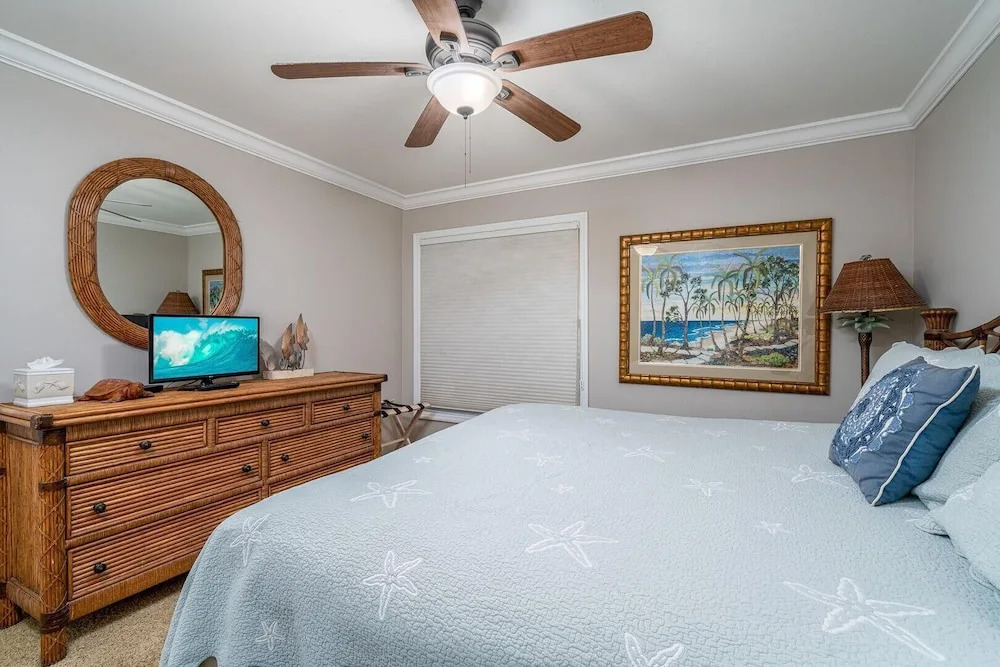 Bay to Beach C1 by Coastal Vacation Properties
