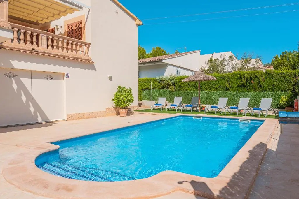 Villa Tacaritx