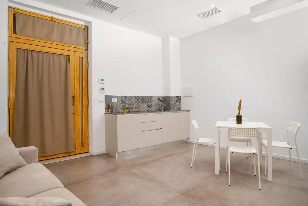 Taormina Center Suite 2