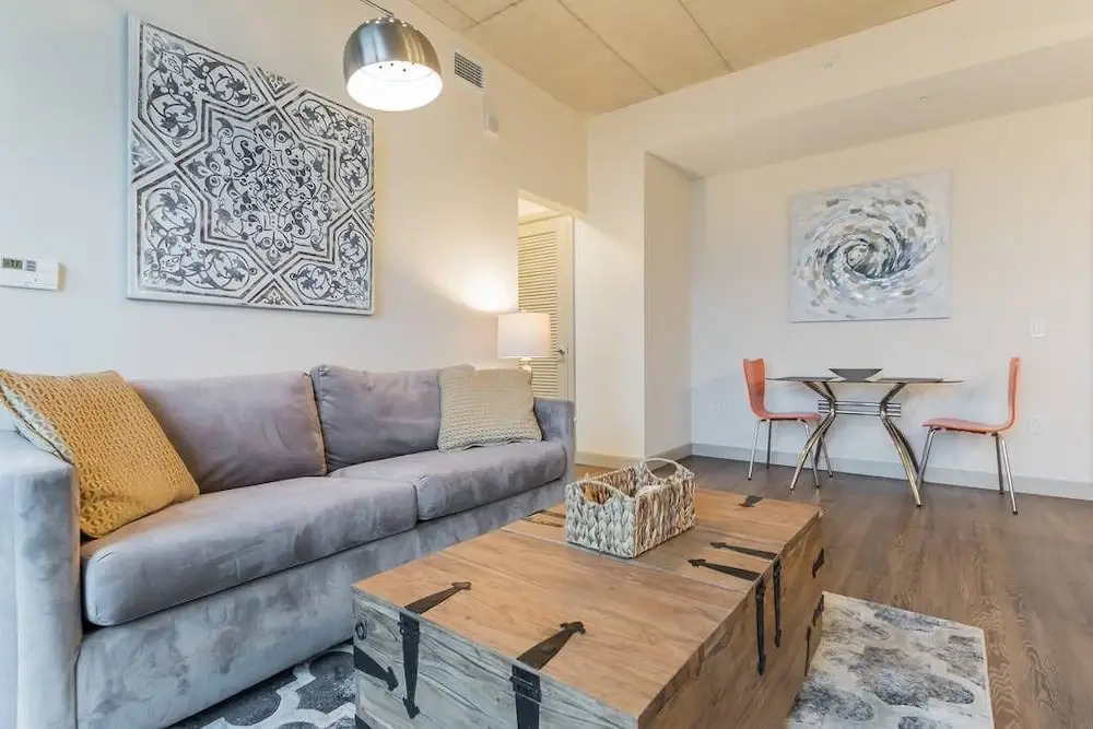 3601 Market - 1009