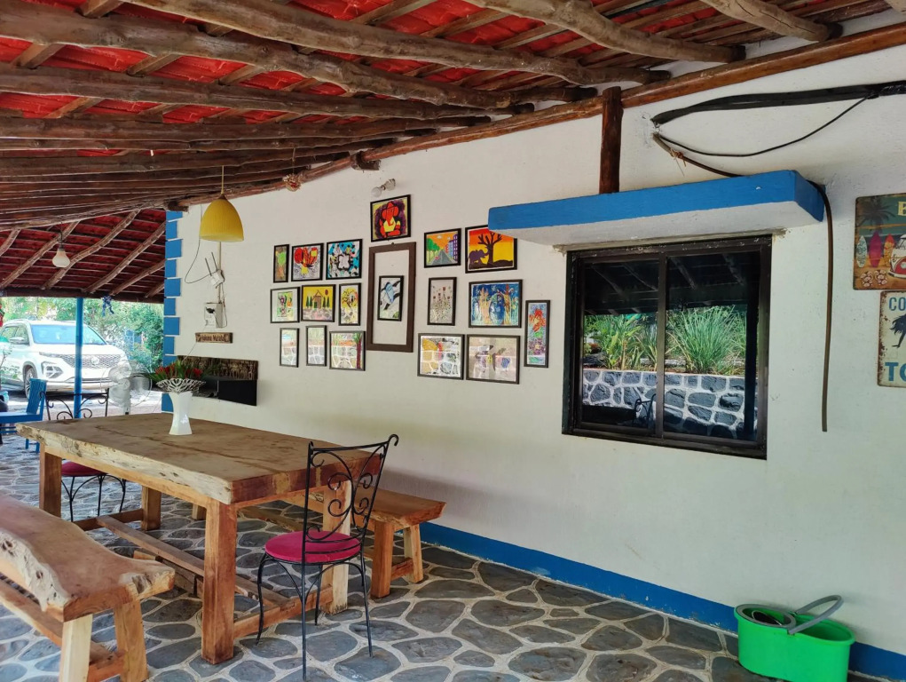 Aqua Arina Holiday Farm House